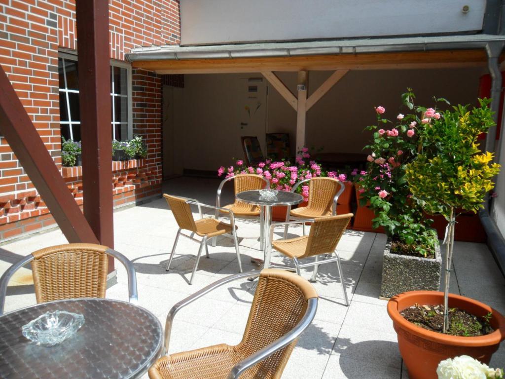 Pension Zum Blumchen Schwerin  Exterior foto